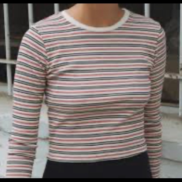 Brandy Melville Long Sleeve Striped Shirt - Picture 2 of 3